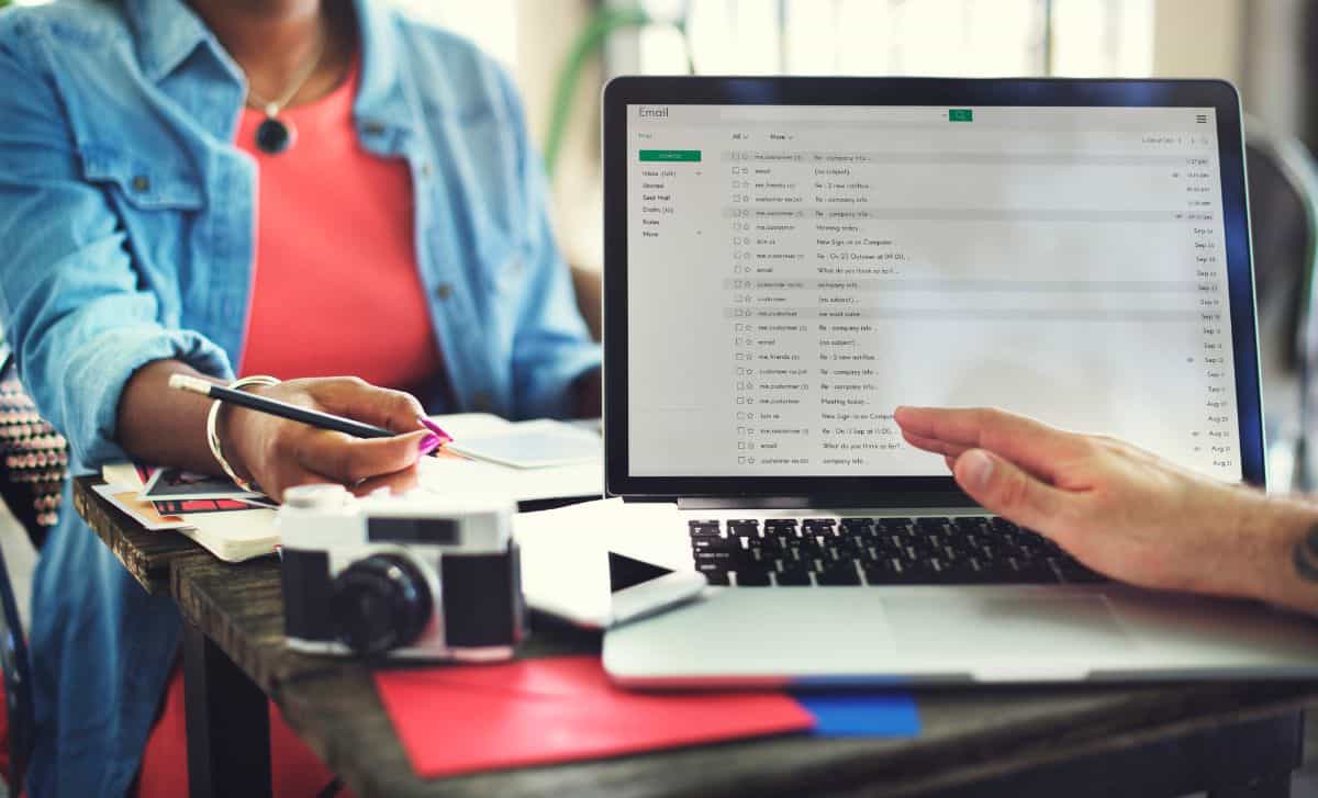 10 Reasons Why We Switched from Mailchimp to WordPress and Newsletter Glueย